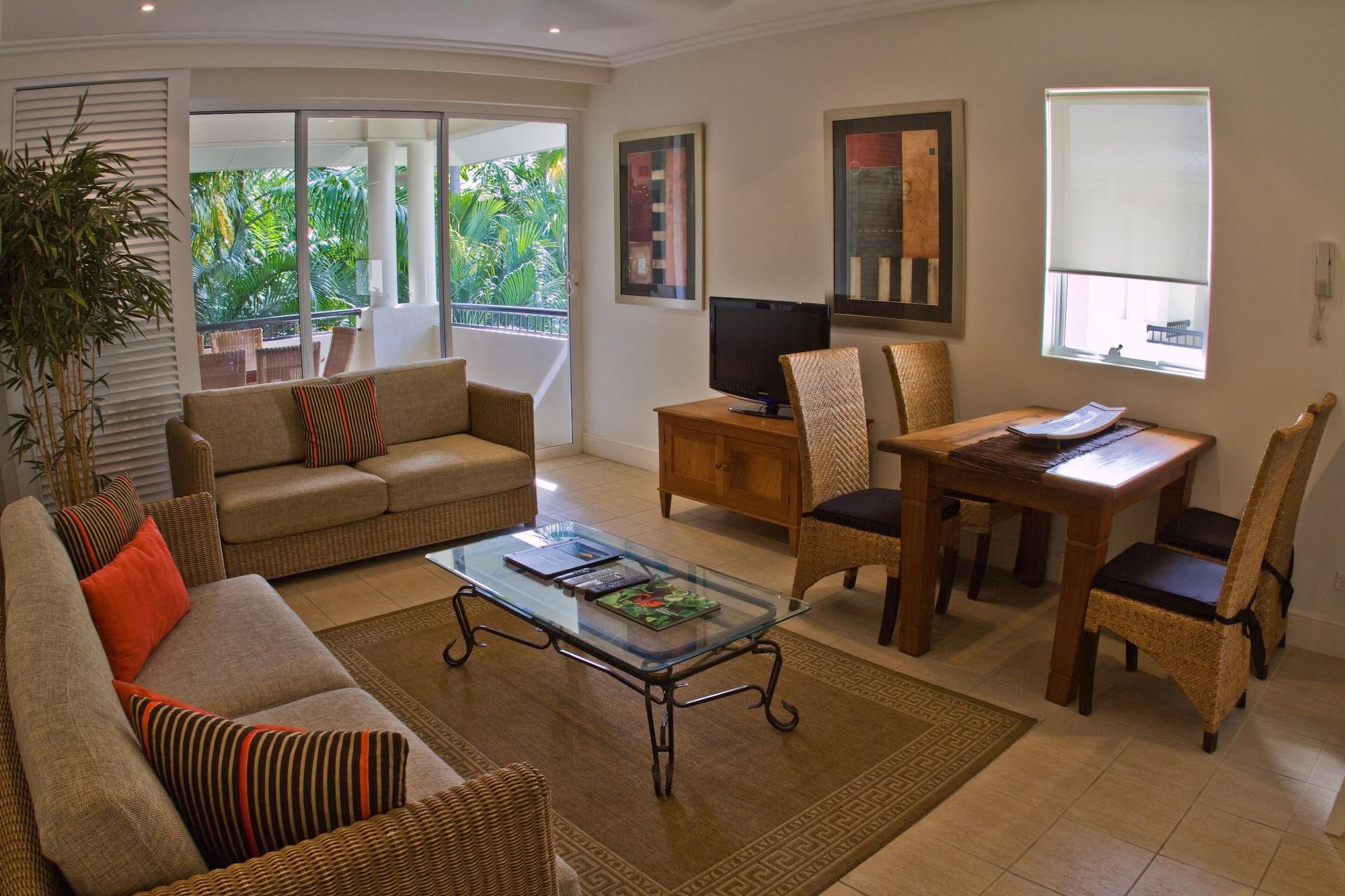 Mandalay Luxury Beachfront Apartments Порт Дъглас Екстериор снимка