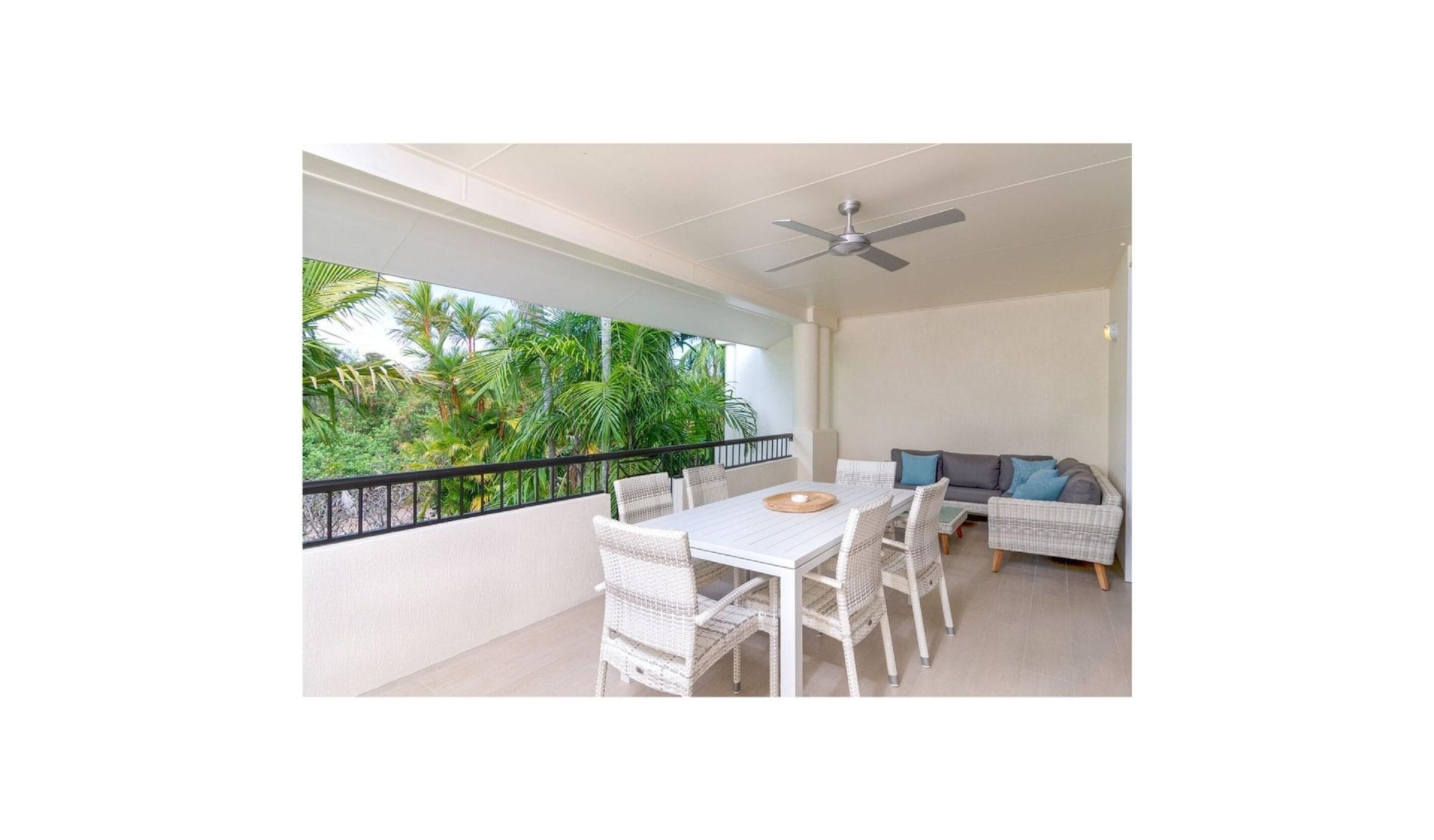 Mandalay Luxury Beachfront Apartments Порт Дъглас Екстериор снимка