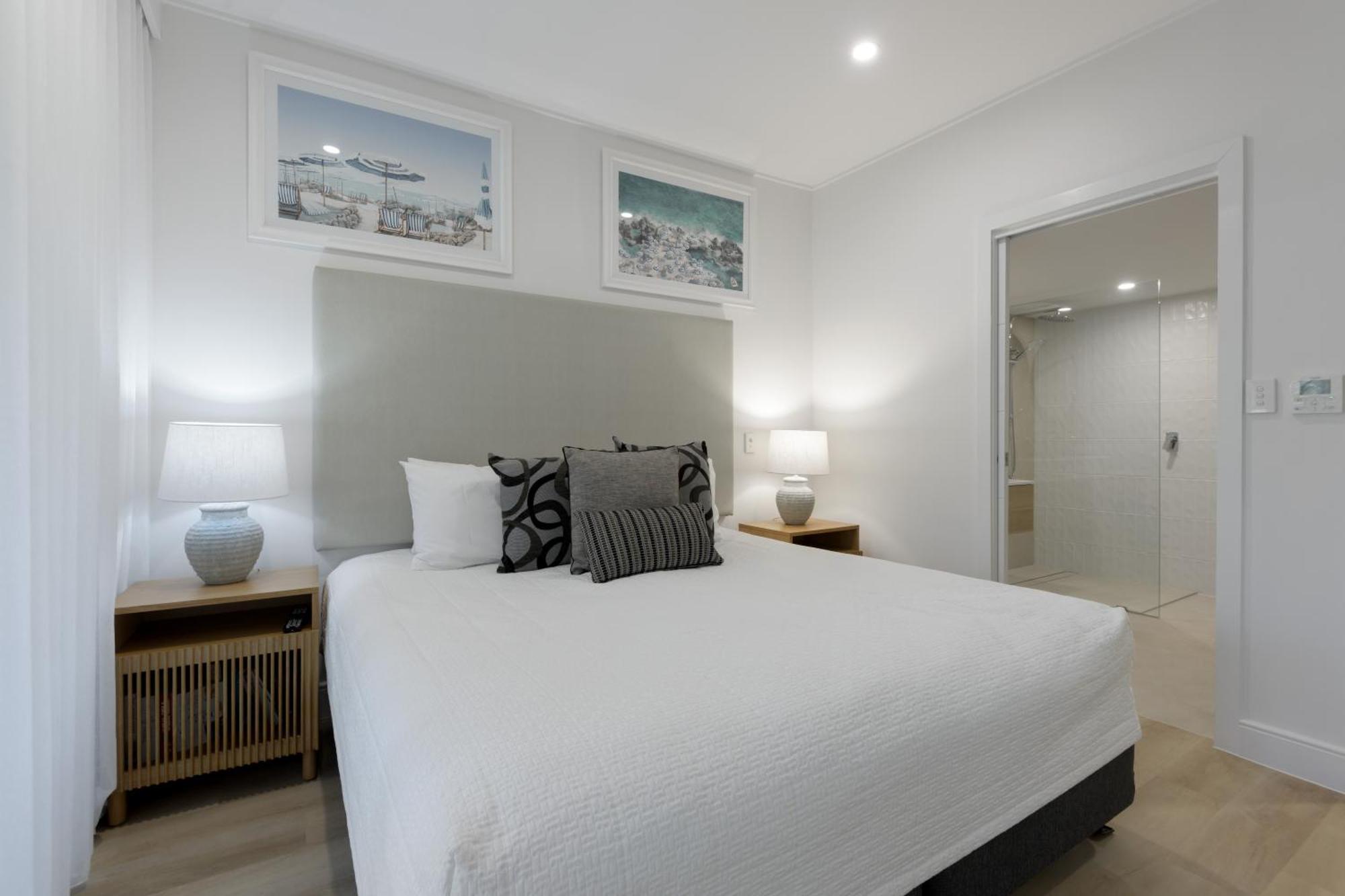 Mandalay Luxury Beachfront Apartments Порт Дъглас Екстериор снимка