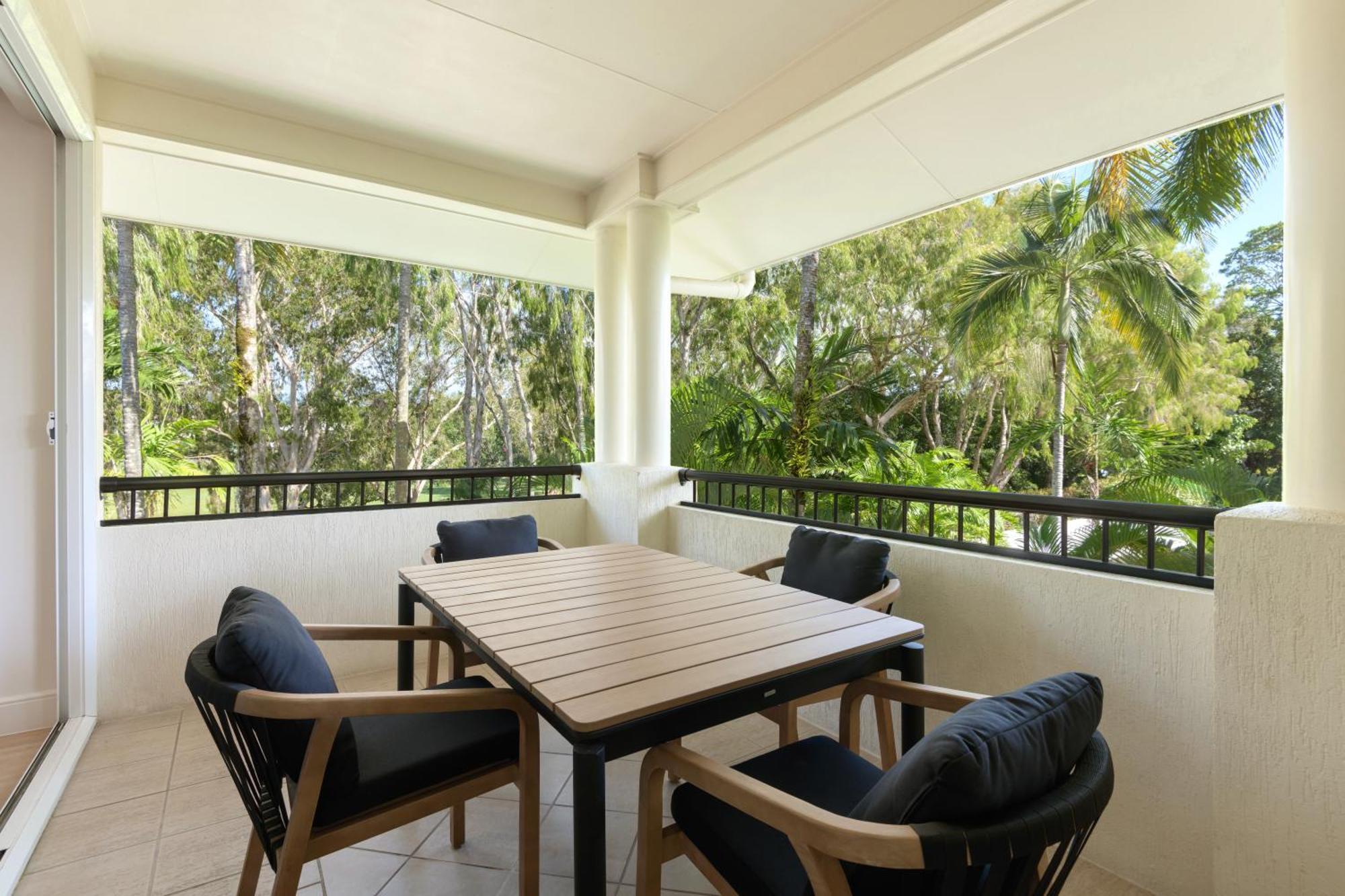 Mandalay Luxury Beachfront Apartments Порт Дъглас Екстериор снимка