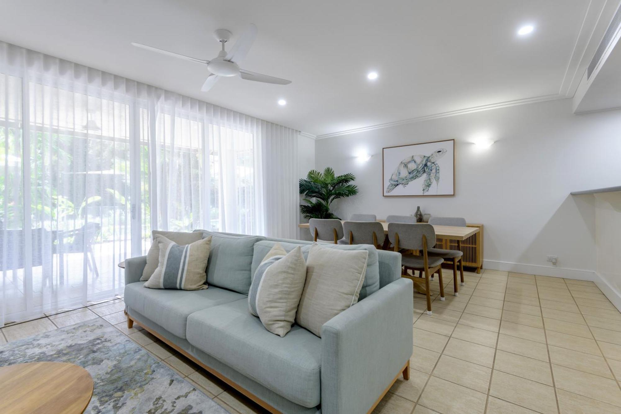 Mandalay Luxury Beachfront Apartments Порт Дъглас Екстериор снимка