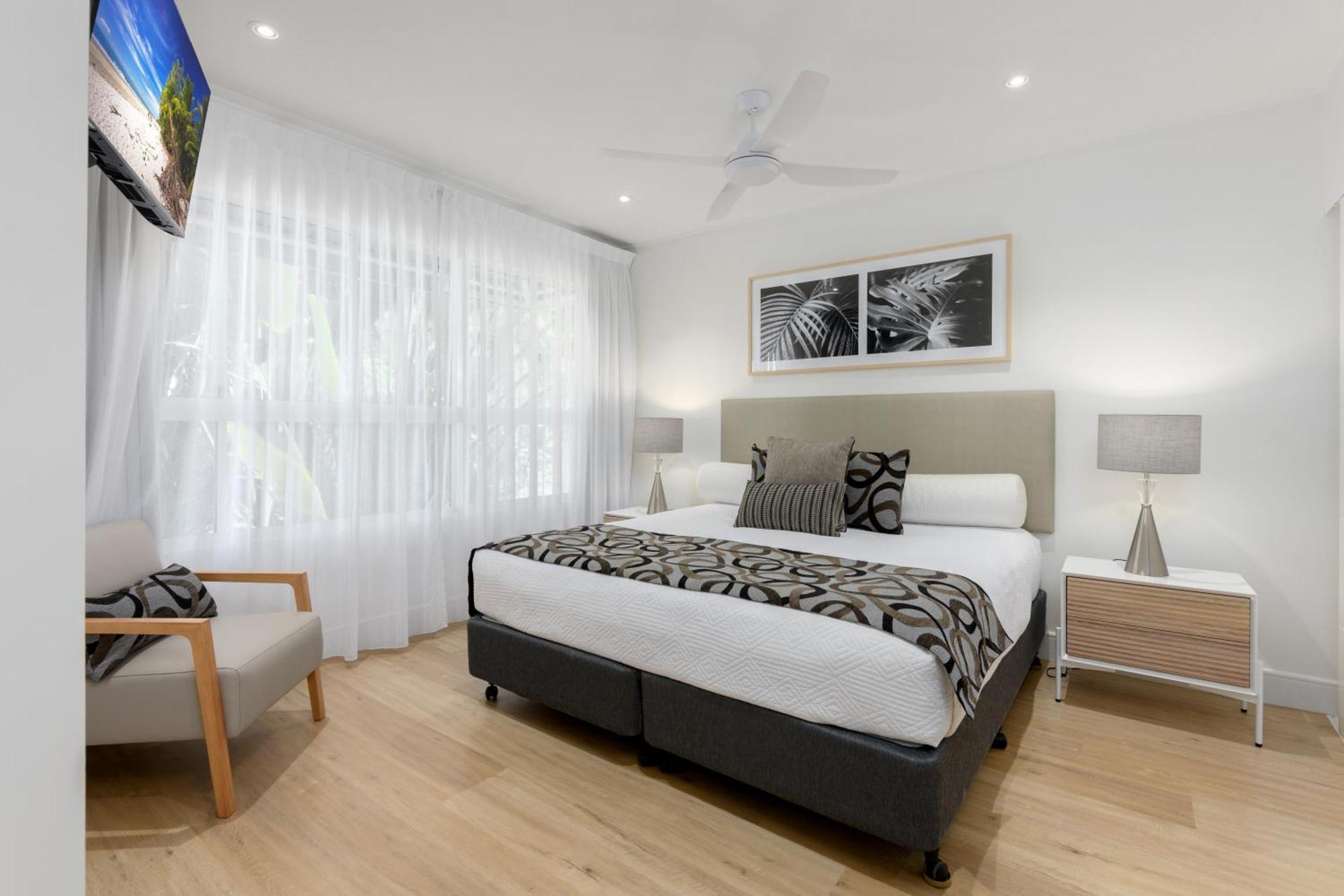 Mandalay Luxury Beachfront Apartments Порт Дъглас Екстериор снимка