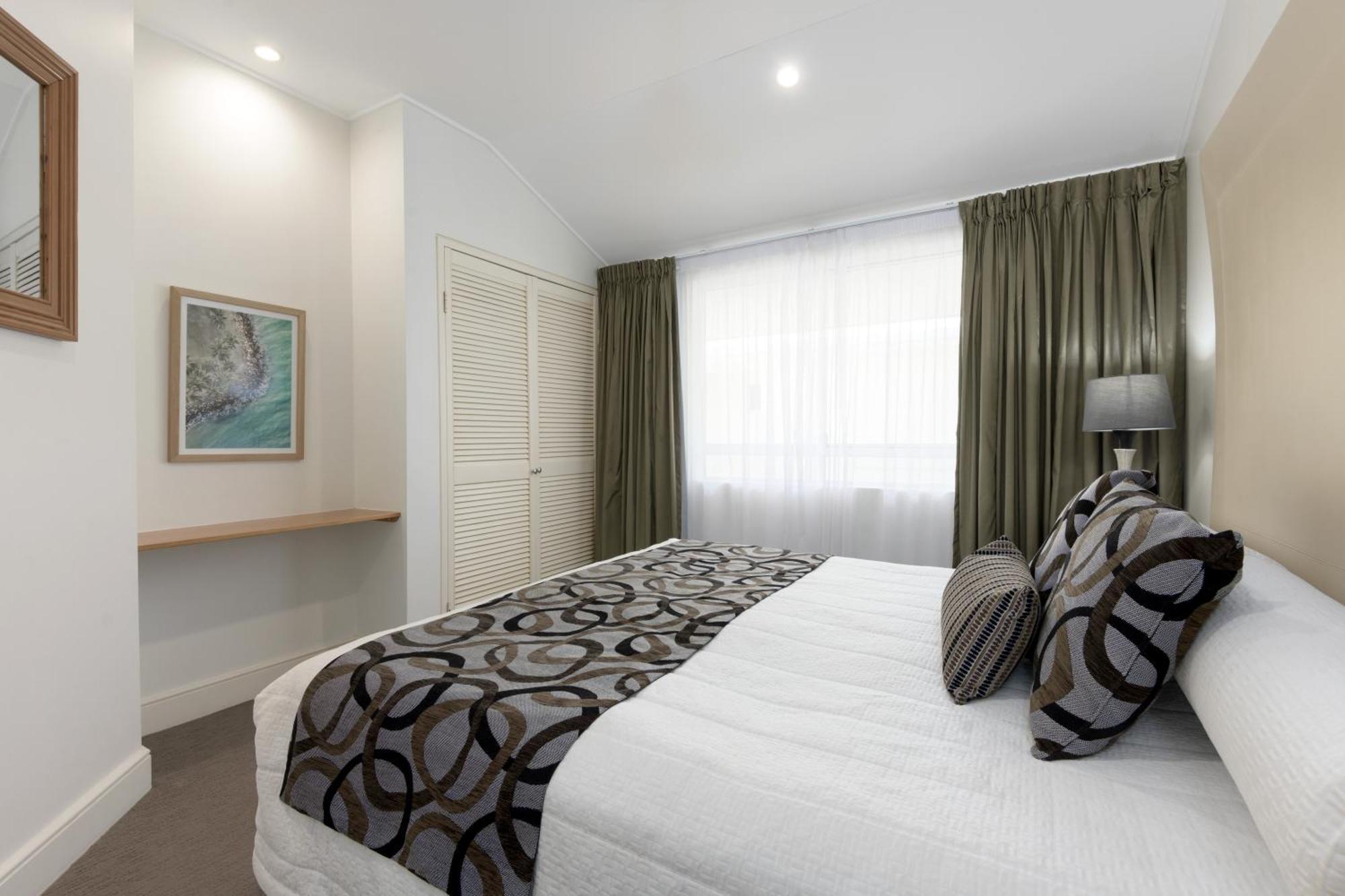 Mandalay Luxury Beachfront Apartments Порт Дъглас Екстериор снимка
