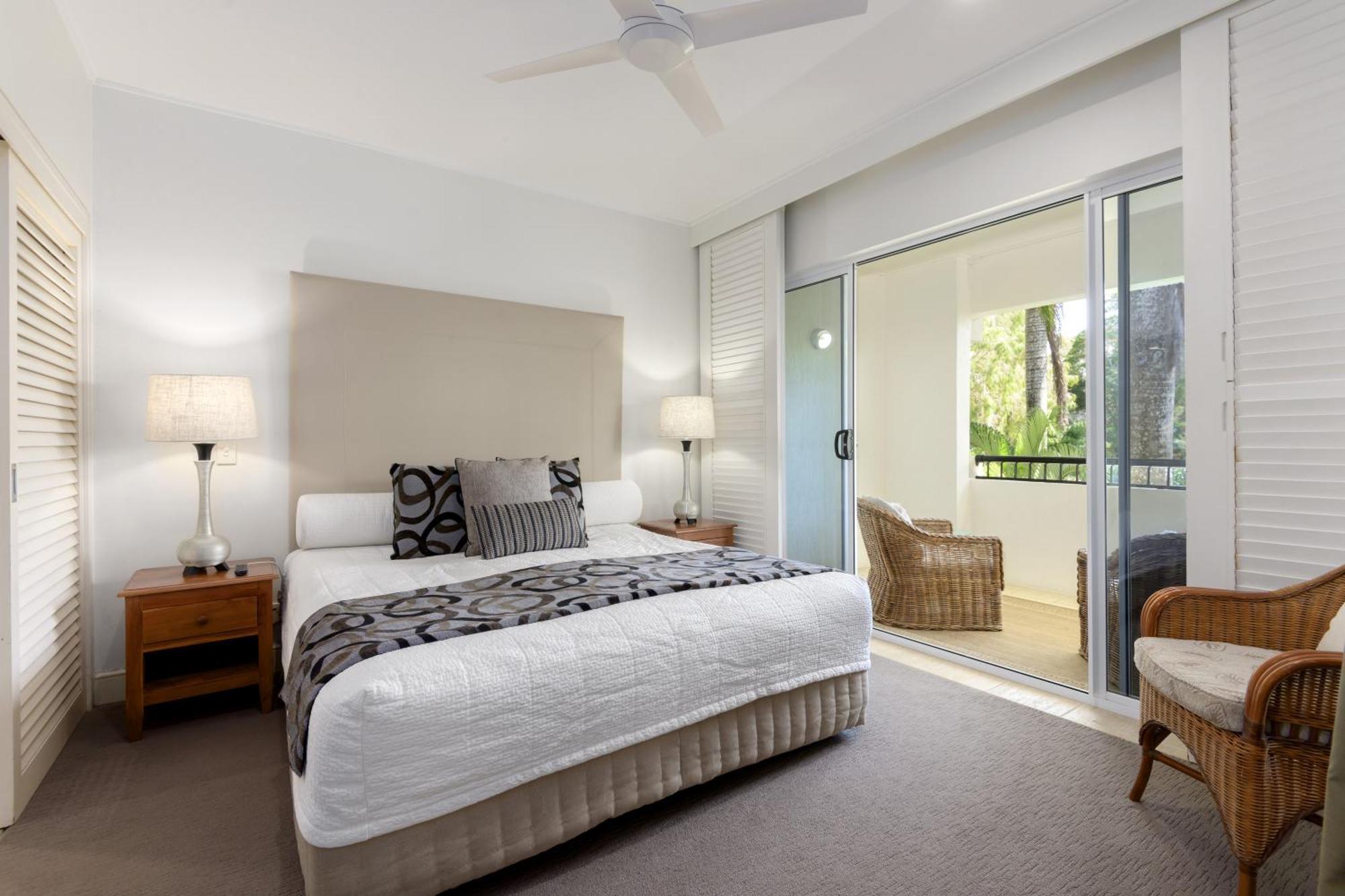 Mandalay Luxury Beachfront Apartments Порт Дъглас Екстериор снимка
